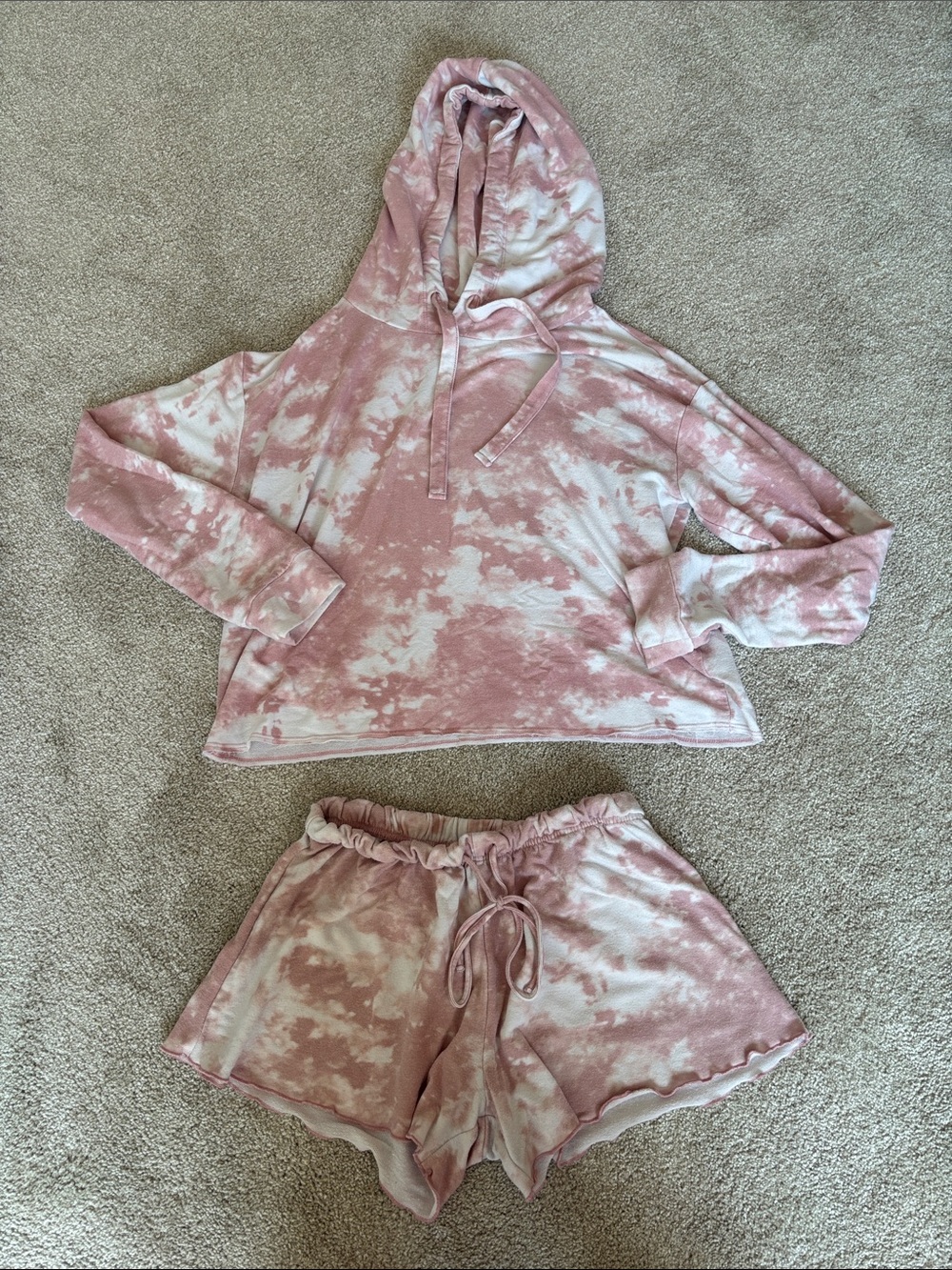 Garage Pink & White Tie-Dye Set